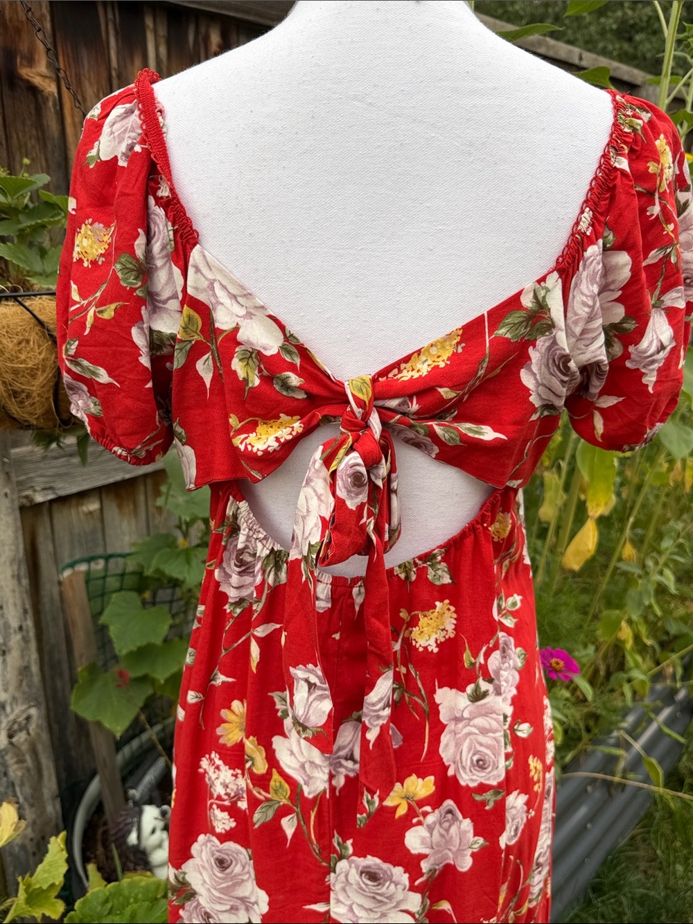 As U Wish Floral Midi Dress in Red Med EUC - Picture 4 of 7